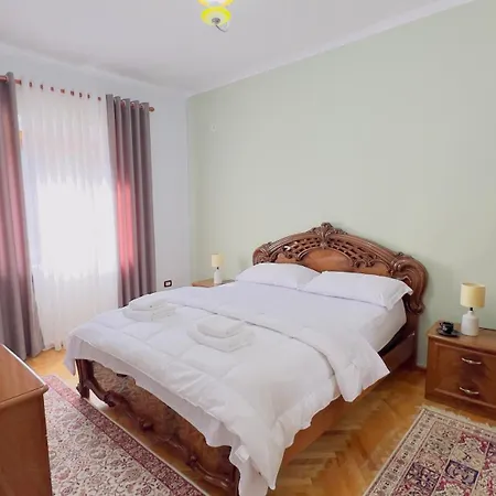 Central City Suite Apartment Berat