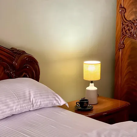 Promenade House Berat